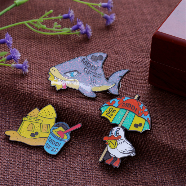 Hot Sale Fashion MDDI GF Cute Animal Lapel Pin Badge