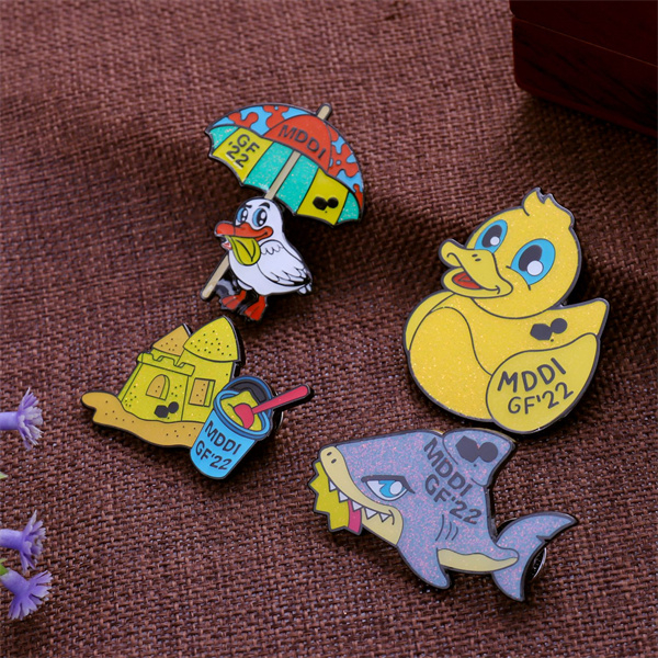 Hot Sale Fashion MDDI GF Cute Animal Lapel Pin Badge