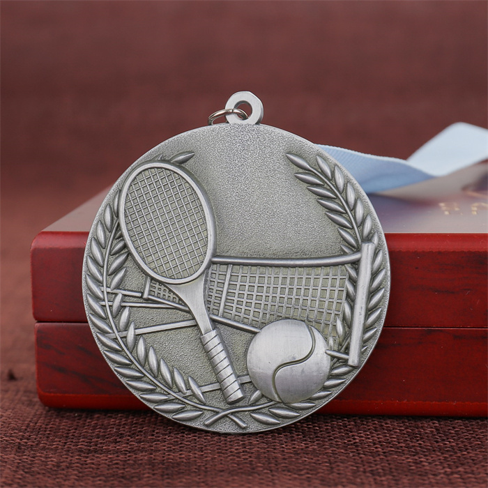 Custom medals guide materials finishes shapes by AQ PINS & GIFTS