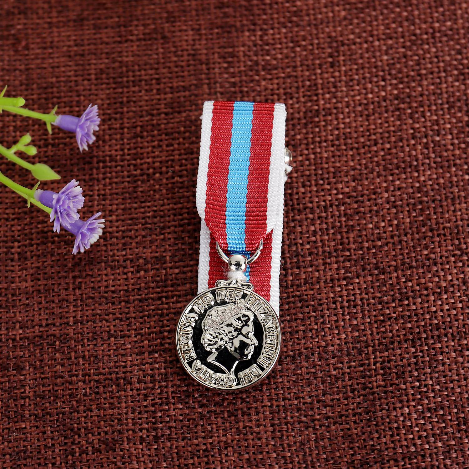 QUEEN MEDAL 1