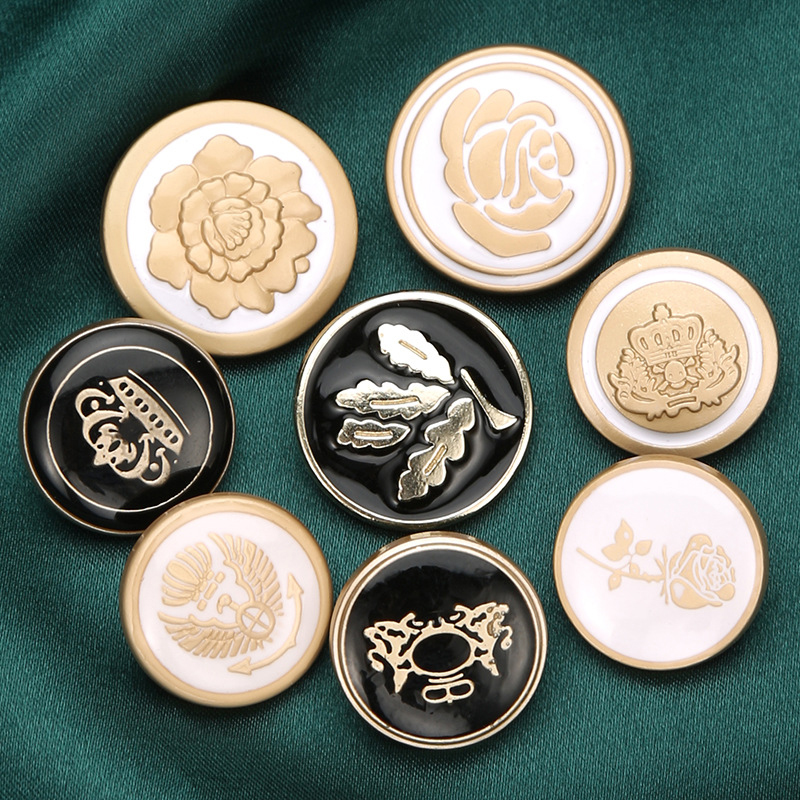 soft enamel button 