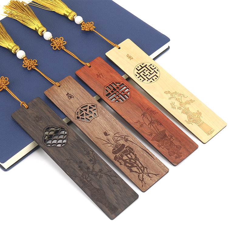 Wooden bookmarks 