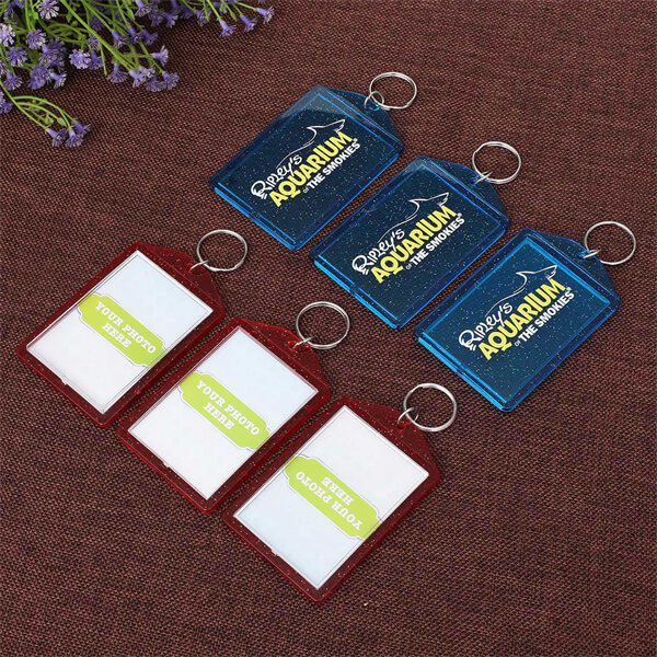 Transparent blue acylic keychain with glitter (3)