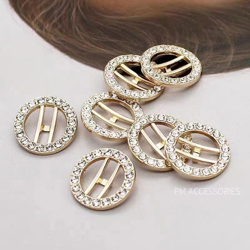 15Sewing Metal Buttons