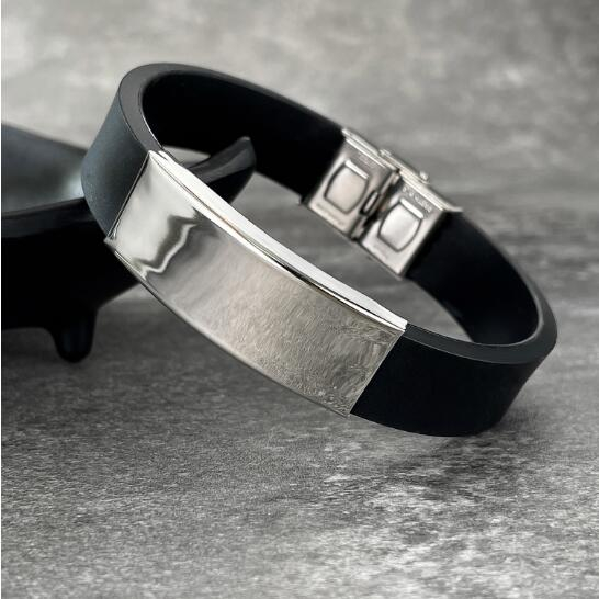 Customized Logo Blank Wristbands with Metal Clip for Hip Hop 