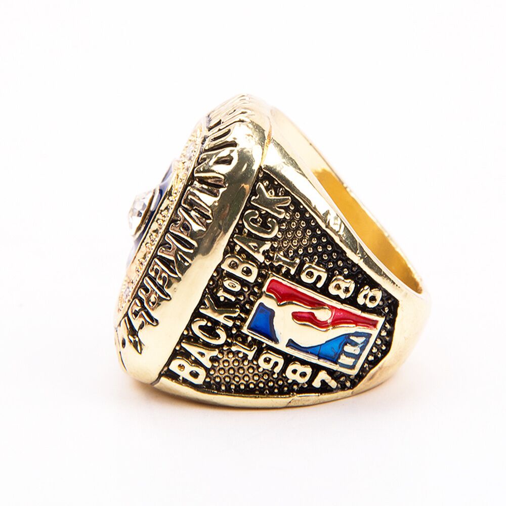 Champion Ring 9