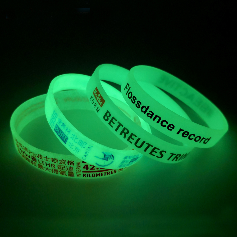glow in the dark wristband (10)