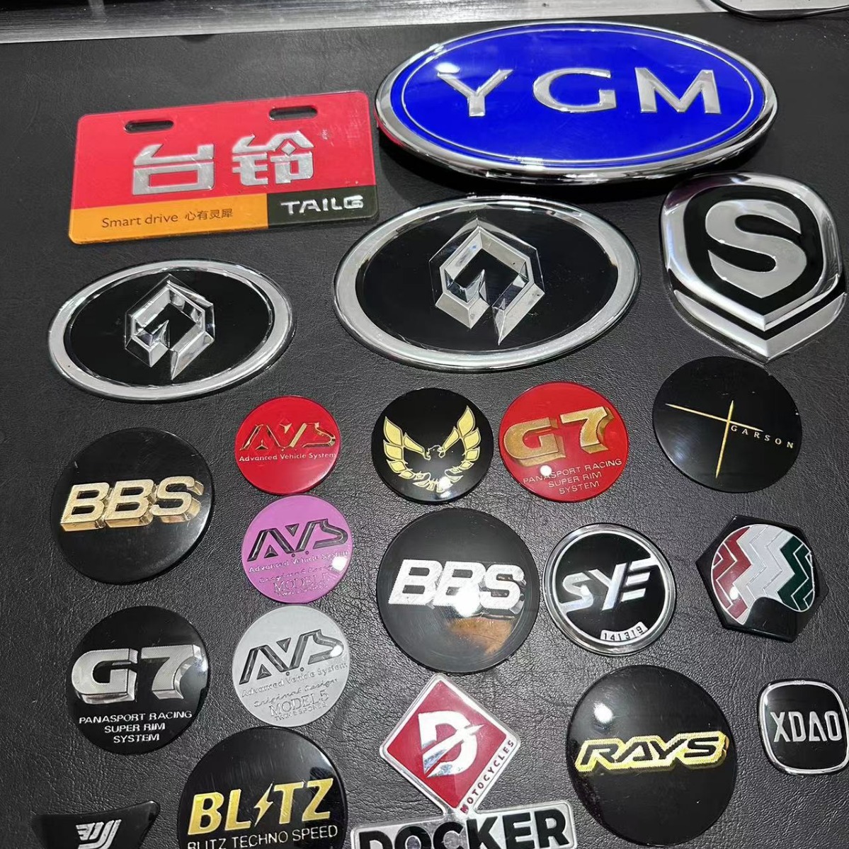 Car Logo Brands Emblems Badge 