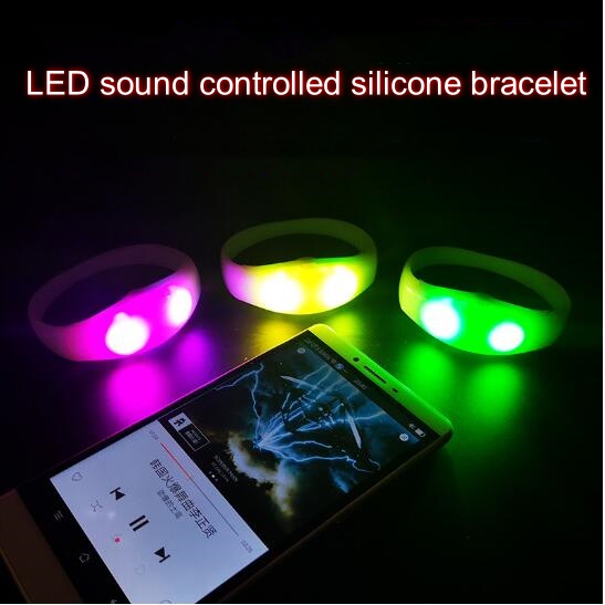 LED flashlight wristband