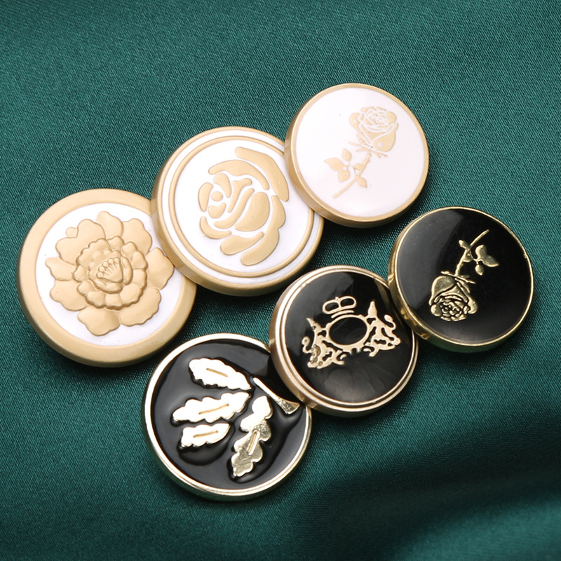 soft enamel button 