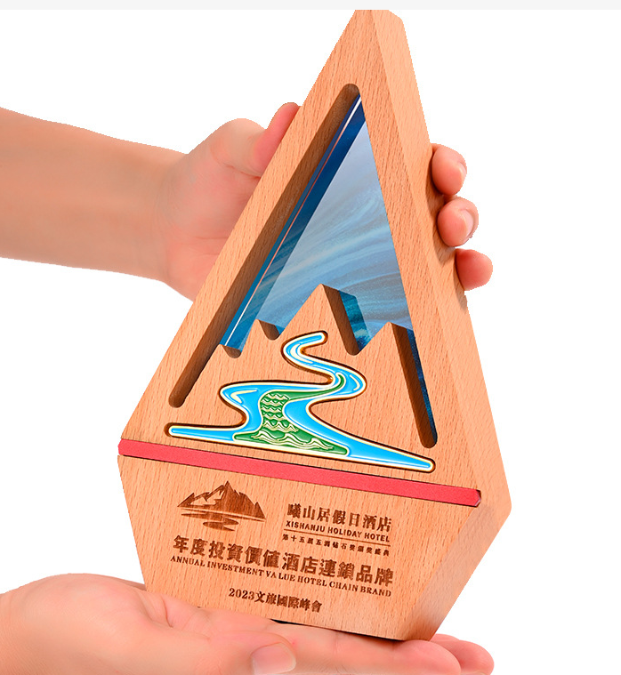  customized wood trophy