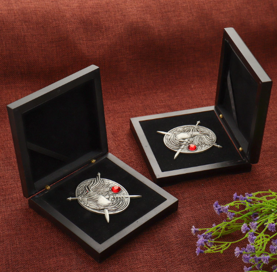 lapel pin & badges
