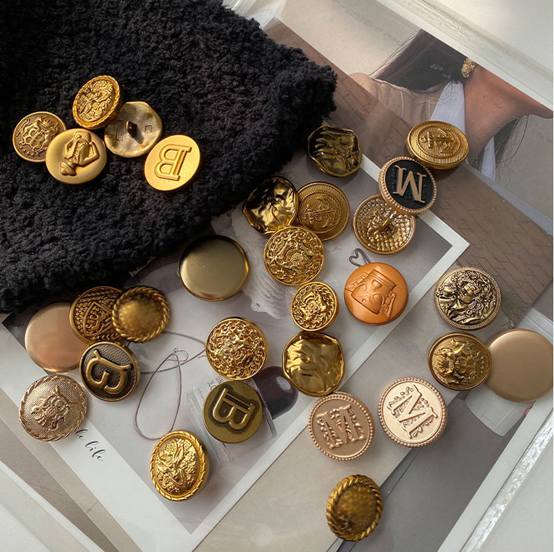 Metal Button