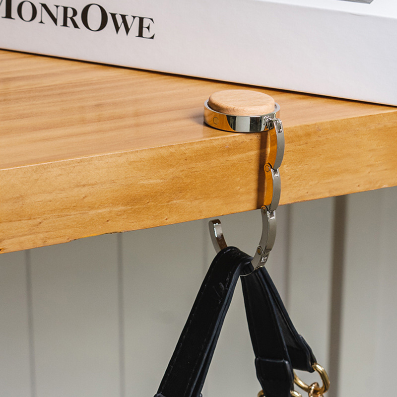 bag hanger 