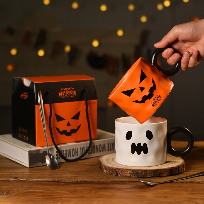 Christmas Gift Giving mug 