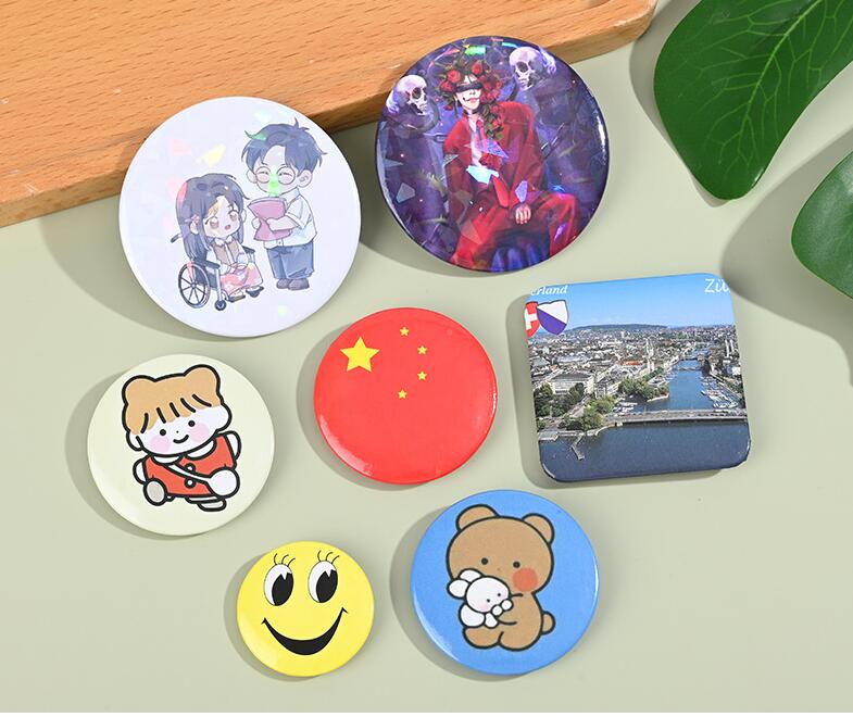 button badge with photo stand 
