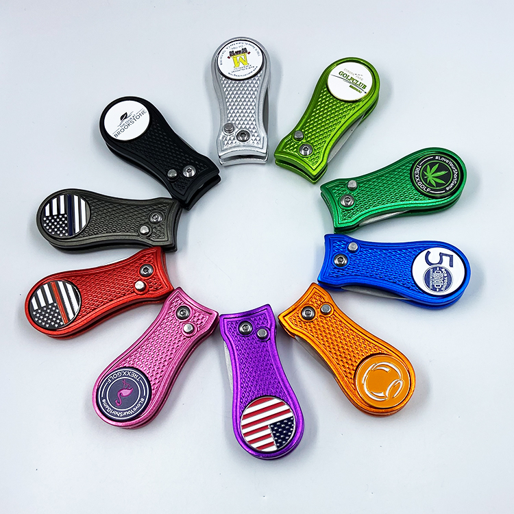 Butterfly Knife Divot Tool