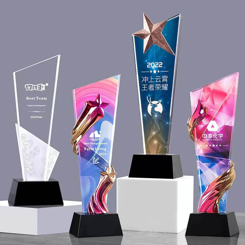 trophy-material-comparison-infographic.jpg