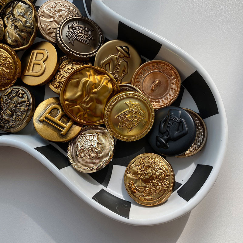 Metal Button