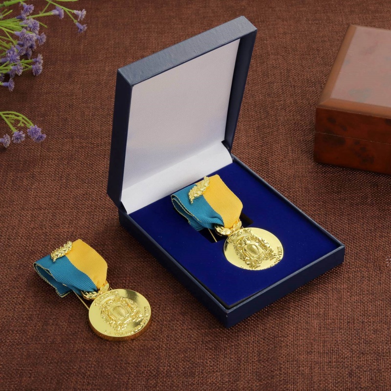 custom-graduation-medal-with-silk-ribbon.jpg